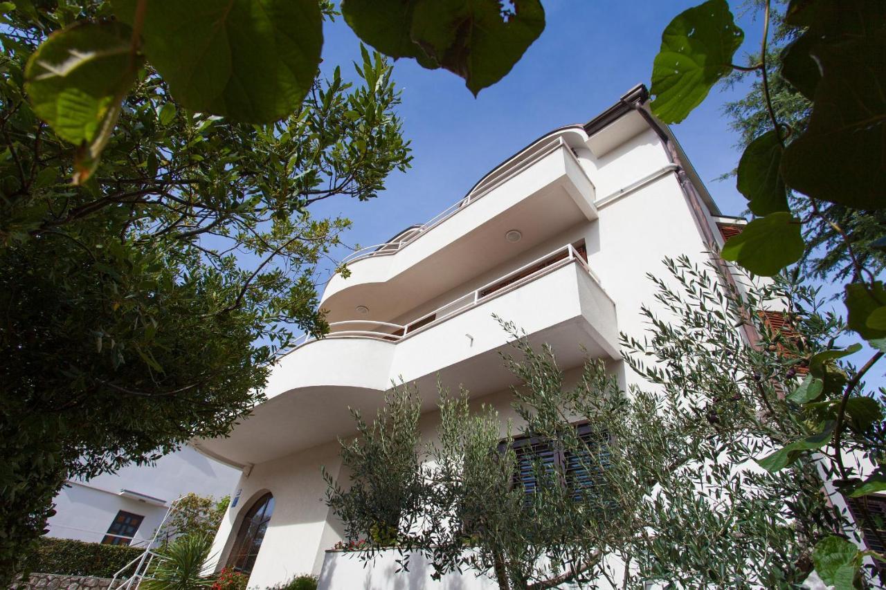 Apartman Vjekoslav Krk Town Exterior foto